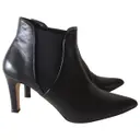Leather ankle boots Venise Collection