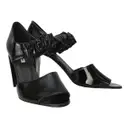 Patent leather sandal Gas