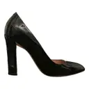 Patent leather heels Paula Cademartori