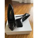 Buy Yves Saint Laurent Trib Too patent leather heels online