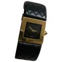 Matelassée yellow gold watch Chanel