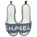 Cloth flip flops Chanel