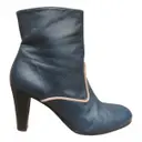 Leather ankle boots Karine Arabian