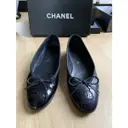 Buy Chanel Cambon patent leather ballet flats online