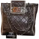 Grand shopping leather tote Chanel