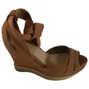 Leather sandal Ugg