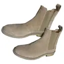 Boots Bottega Veneta