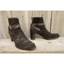 Buy Heschung Buckled boots online