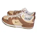 SB Dunk Low trainers Nike