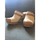 Leather mules & clogs Ugg
