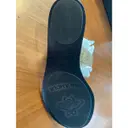 Double G leather flip flops Gucci