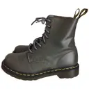 1460 Pascal (8 eye) leather lace up boots Dr. Martens