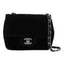 Chain Around velvet handbag Chanel