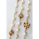 Buy Chanel Camélia pearls long necklace online - Vintage
