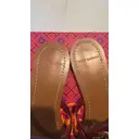 Patent leather flip flops Tory Burch