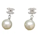 CC pearl earrings Chanel