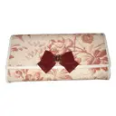 GG Blooms cloth wallet Gucci