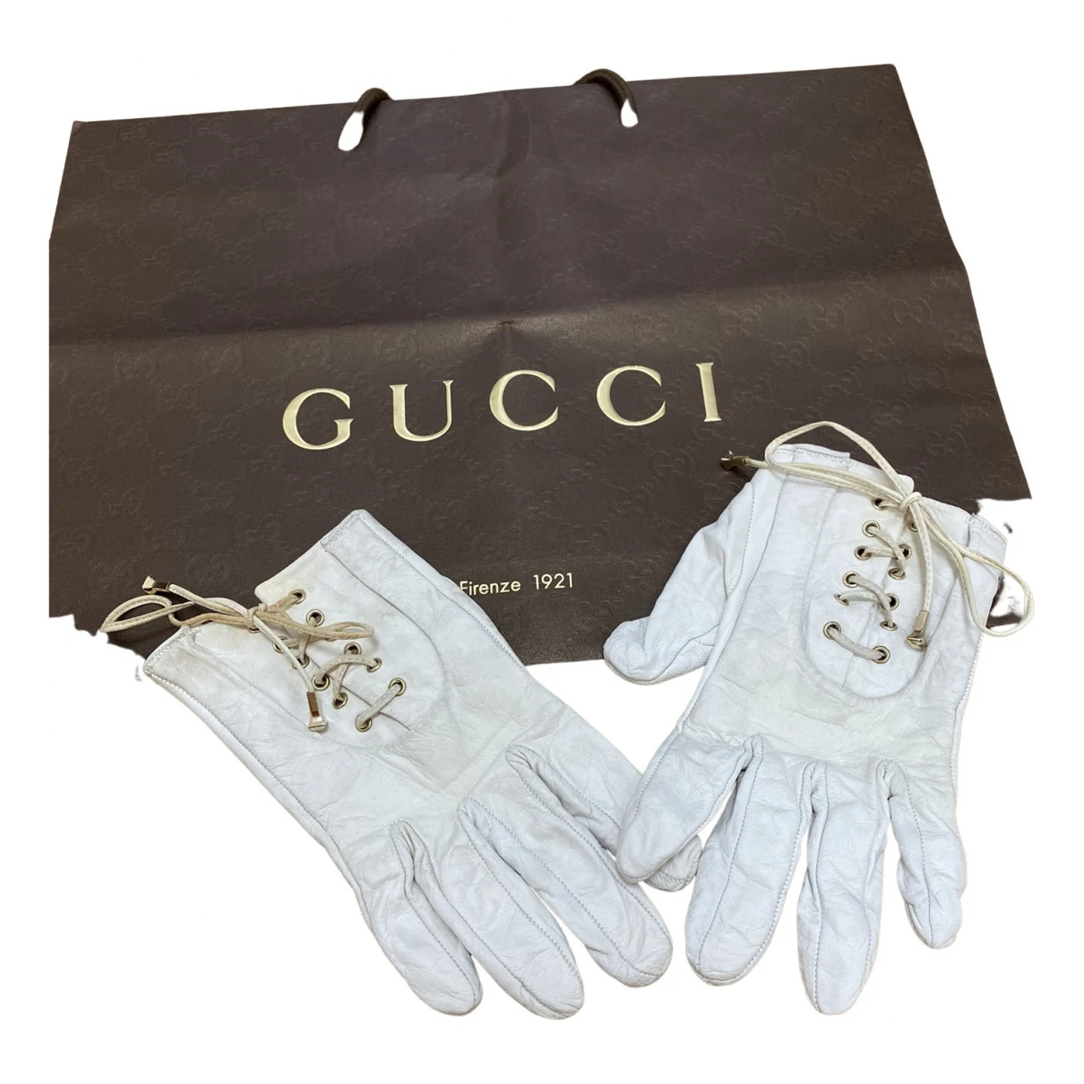 accessories Gucci gloves for Female Leather 7.5 Inches. Used condition