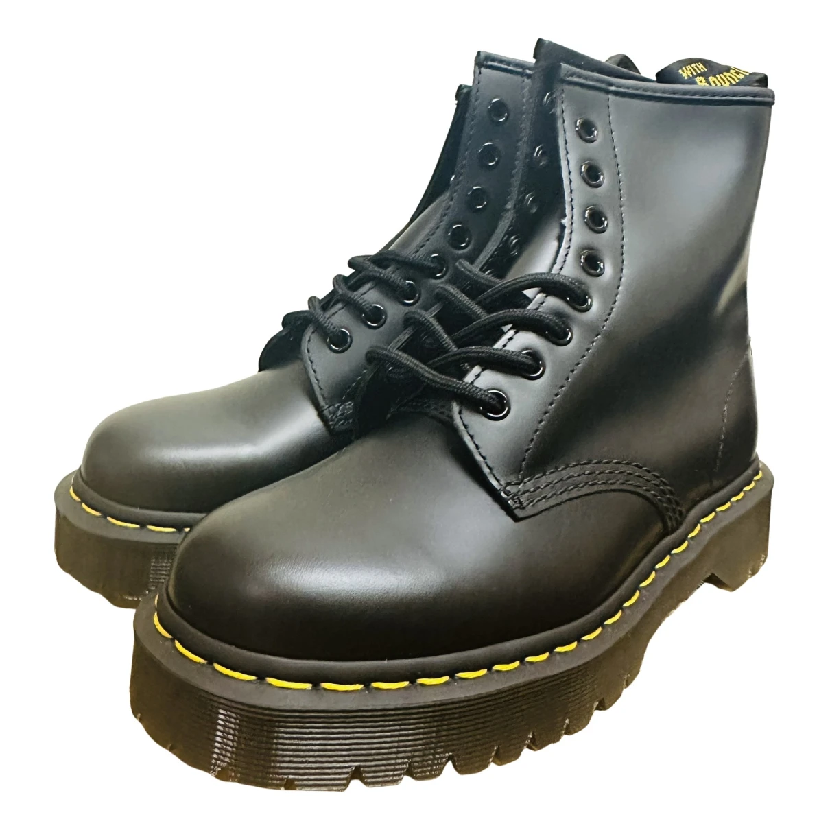 shoes Dr. Martens boots 1460 Pascal (8 eye) for Female Leather 8 US. Used condition