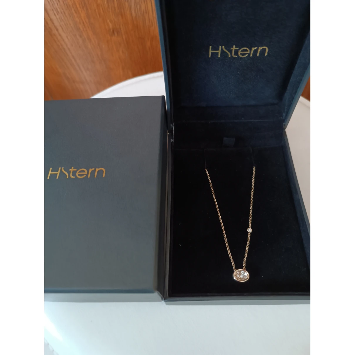 jewellery H. Stern necklaces for Female Yellow gold. Used condition