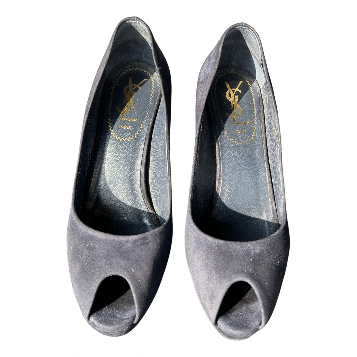 shoes Saint Laurent sandals for Female Suede 37 EU. Used condition