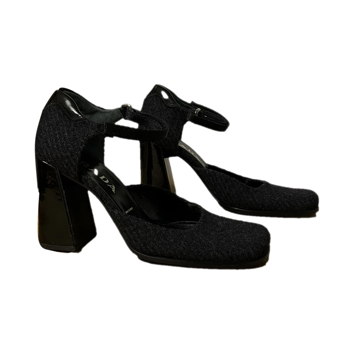 shoes Prada mules & clogs for Female Cloth 36 EU. Used condition