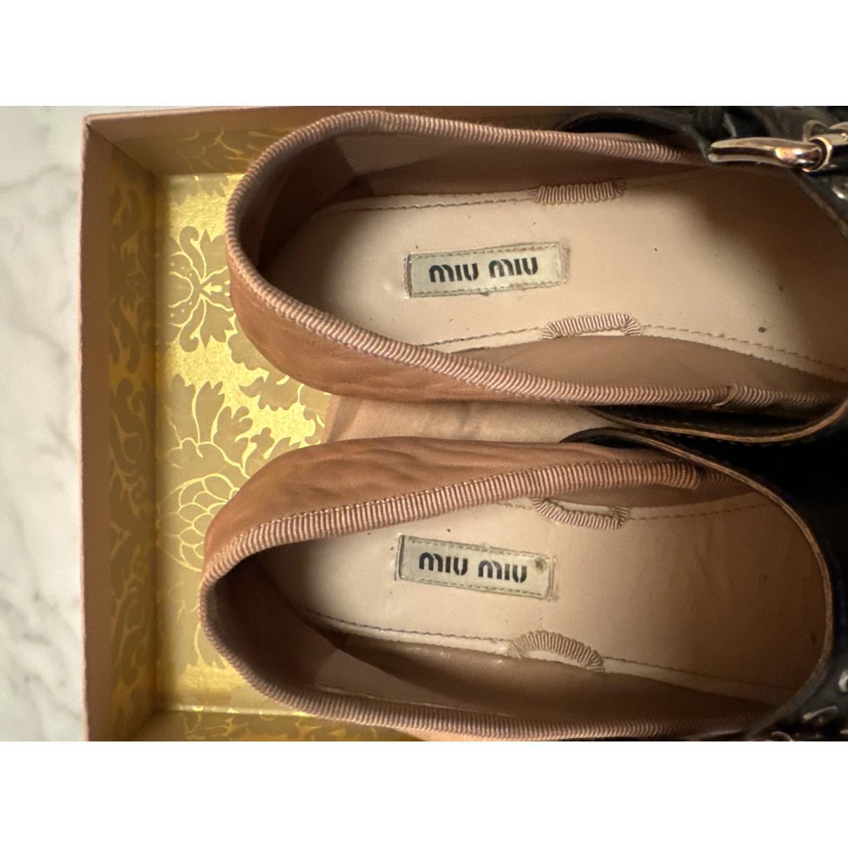 Pre-owned Miu Miu Leather Ballet Flats In Pink