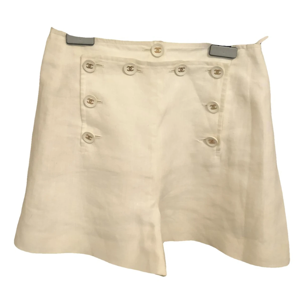 Pre-owned Chanel Silk Shorts In Ecru