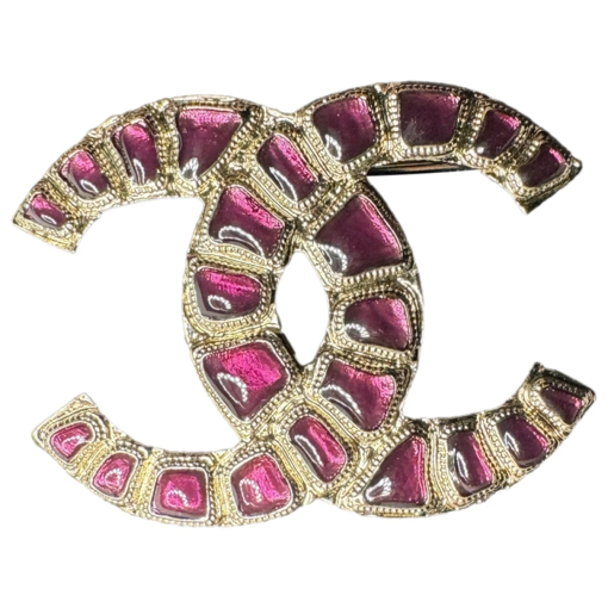 Pre-owned Chanel Cc Pin & Brooche In Purple