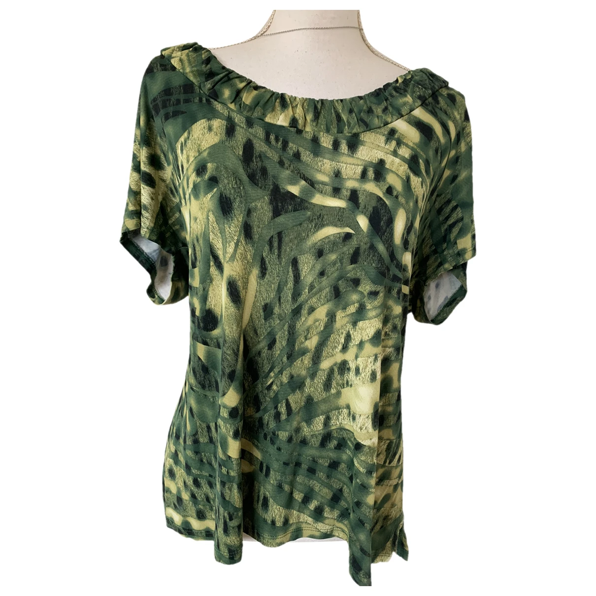 Pre-owned Marina Rinaldi Linen T-shirt In Green