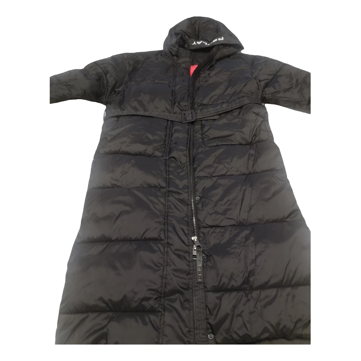 Pre-owned Replay Puffer In Black