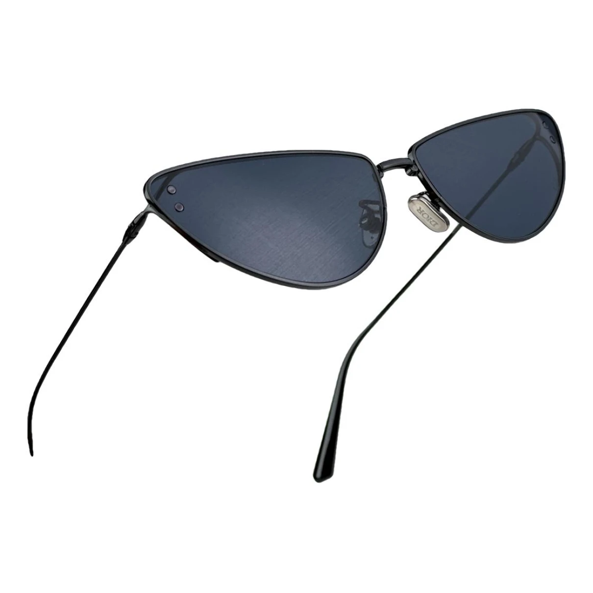 Pre-owned Dior Sunglasses In Metallic