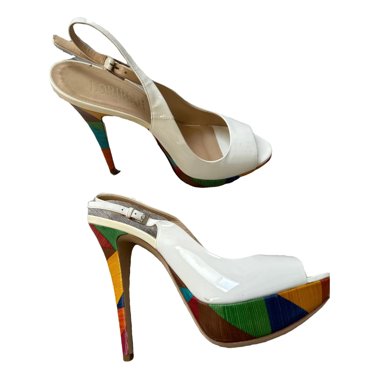 Pre-owned Loriblu Patent Leather Sandals In White