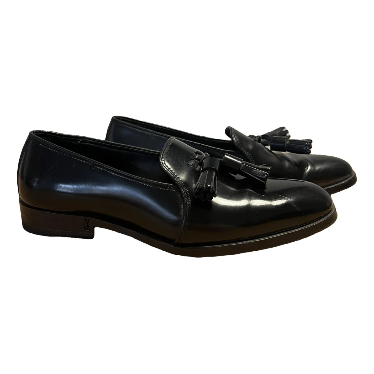 Pre-owned Saint Laurent Patent Leather Flats In Black
