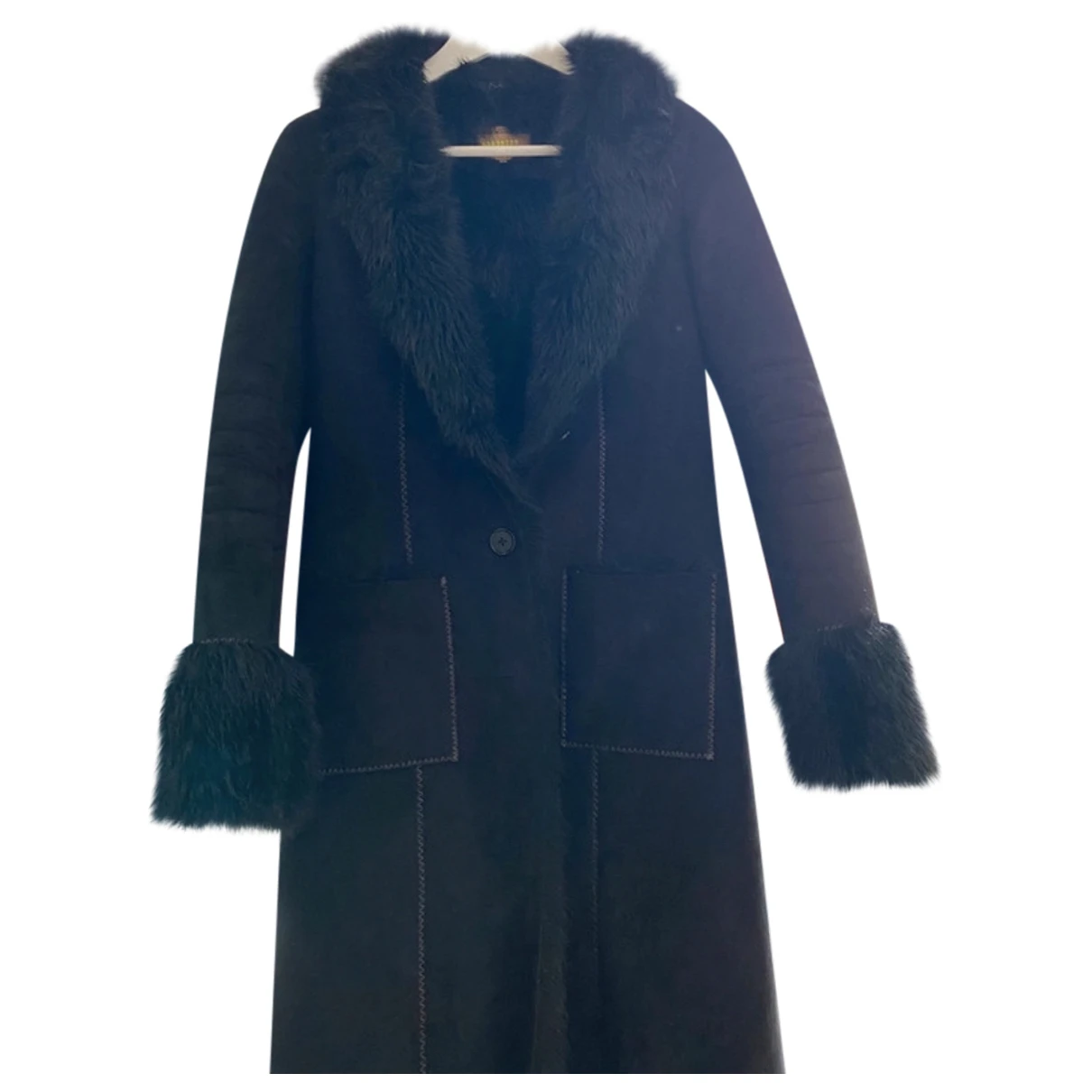 Pre-owned Dkny Coat In Black