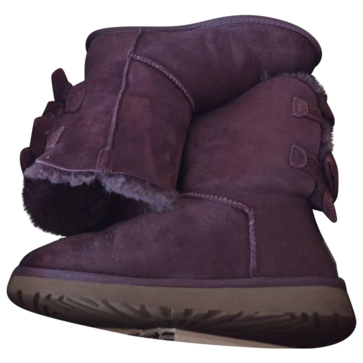 Pre-owned Ugg Leather Snow Boots In Purple