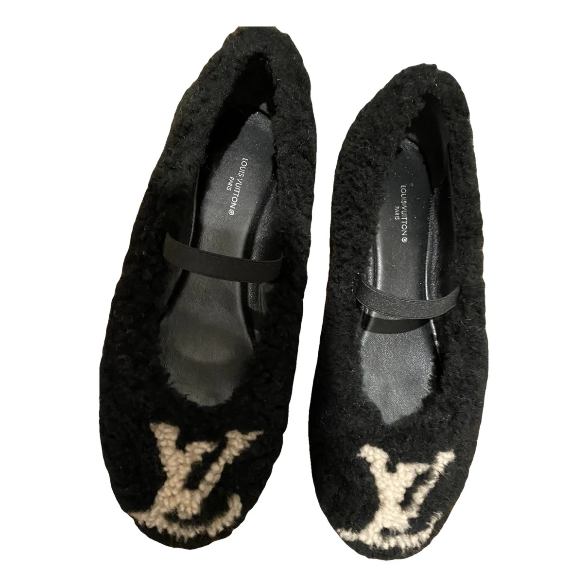 Pre-owned Louis Vuitton Shearling Ballet Flats In Black