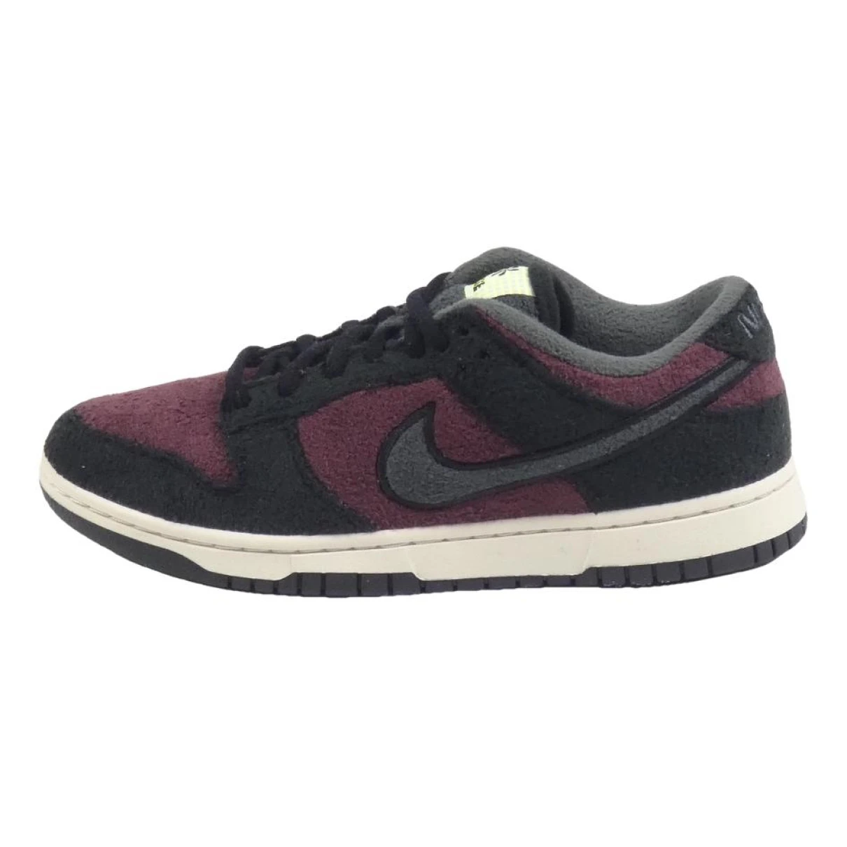 Pre-owned Nike Low Trainers In Burgundy
