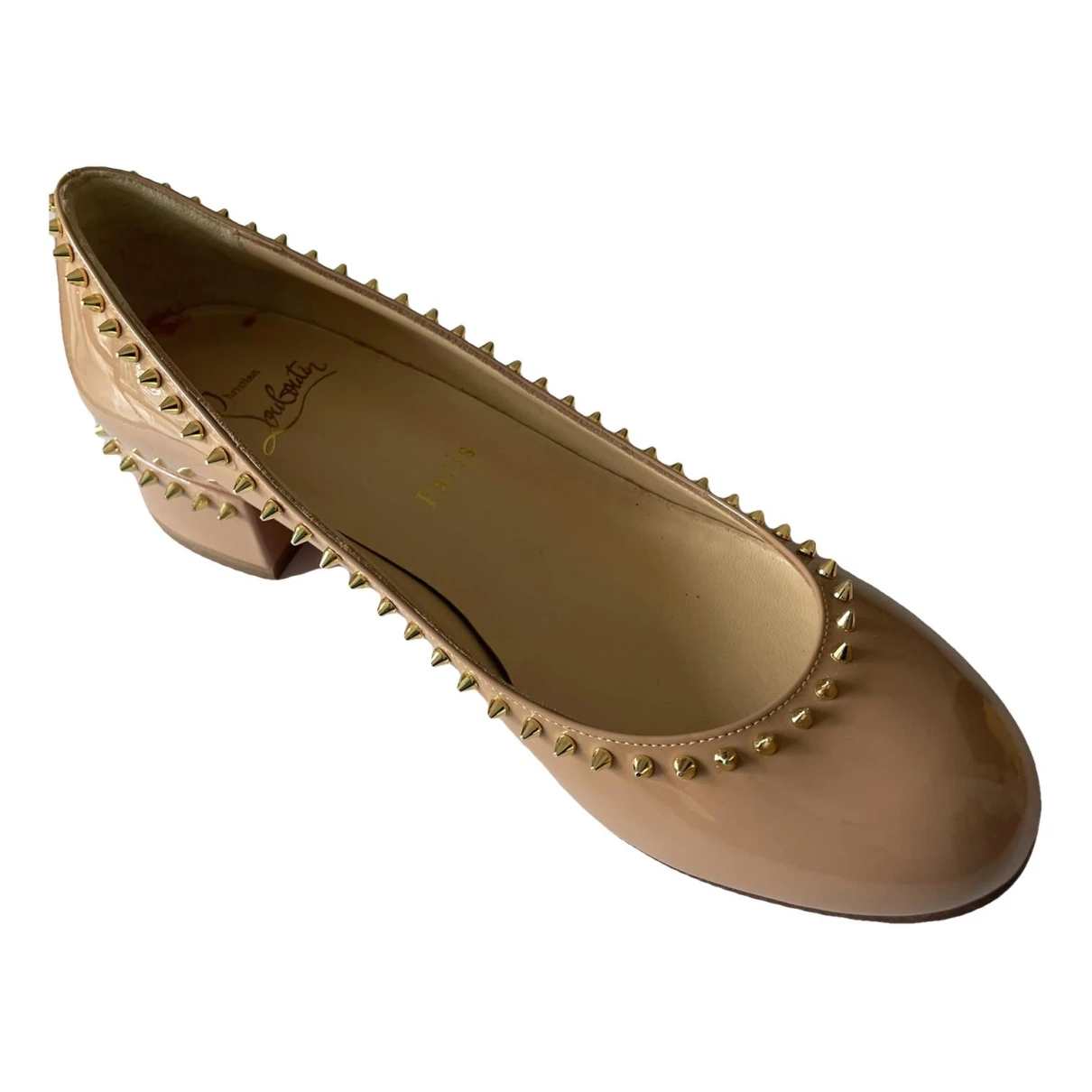 Pre-owned Christian Louboutin Leather Ballet Flats In Beige