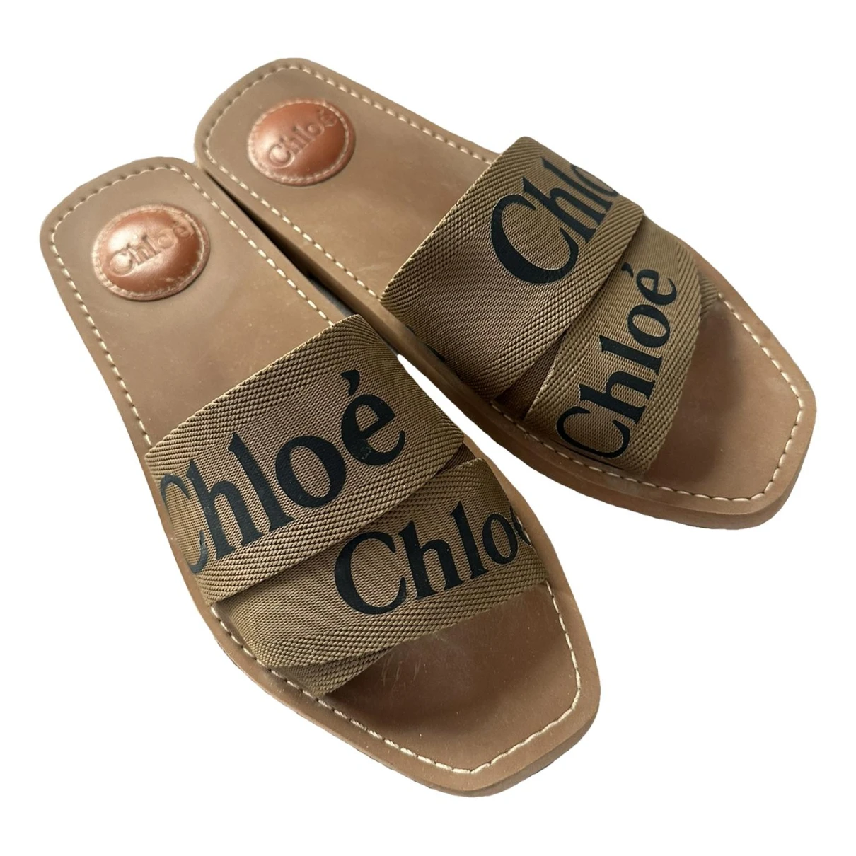Pre-owned Chloé Cloth Flats In Green