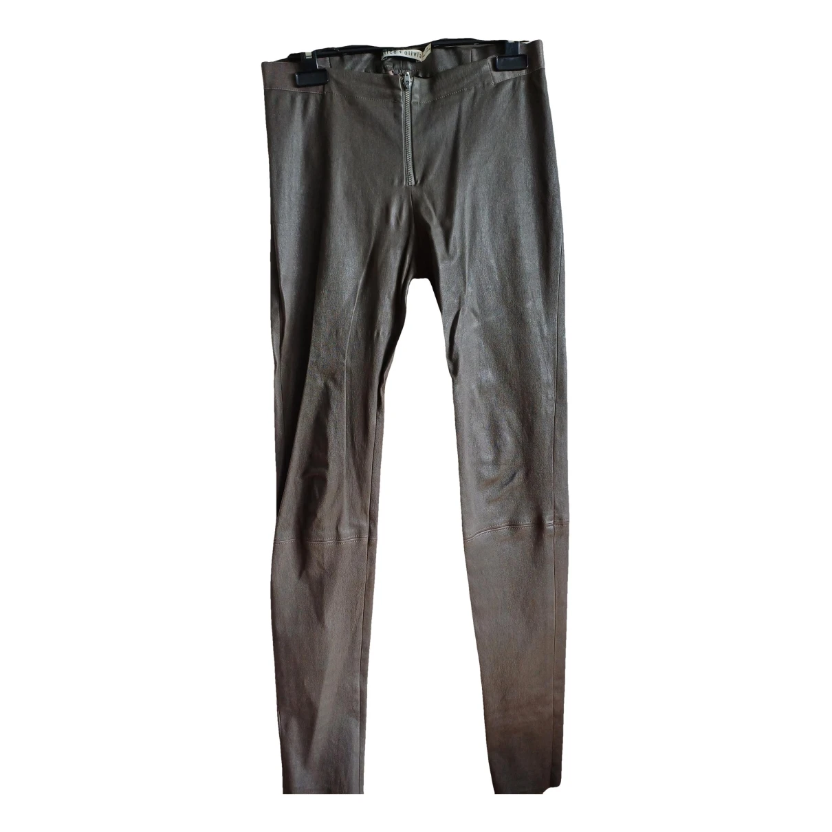 Pre-owned Alice And Olivia Leather Leggings In Grey