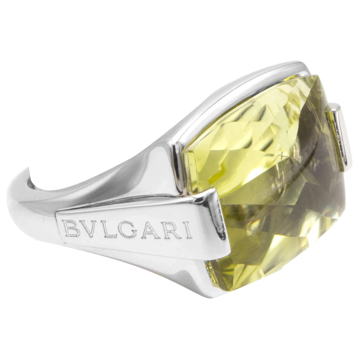 Pre-owned Bvlgari White Gold Ring In Silver