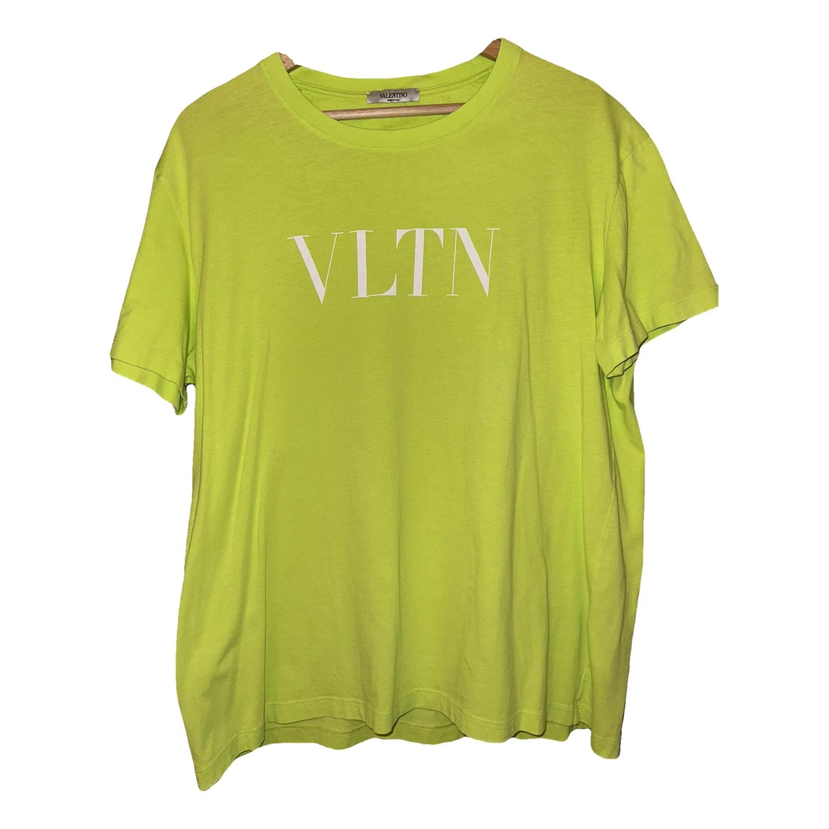 Pre-owned Valentino Vltn T-shirt In Green