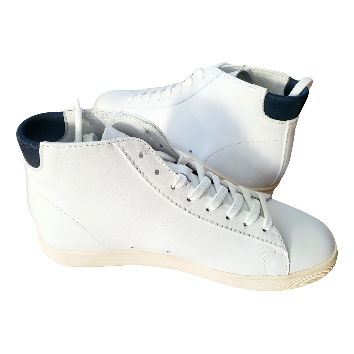 Pre-owned Clae Leather Trainers In White