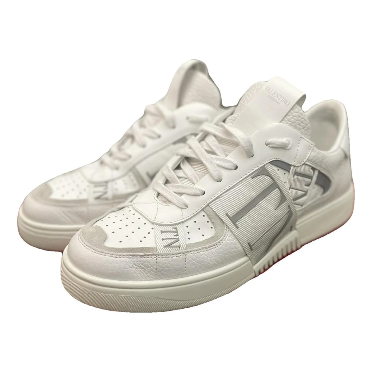 Pre-owned Valentino Garavani Vl7n Leather High Trainers In White