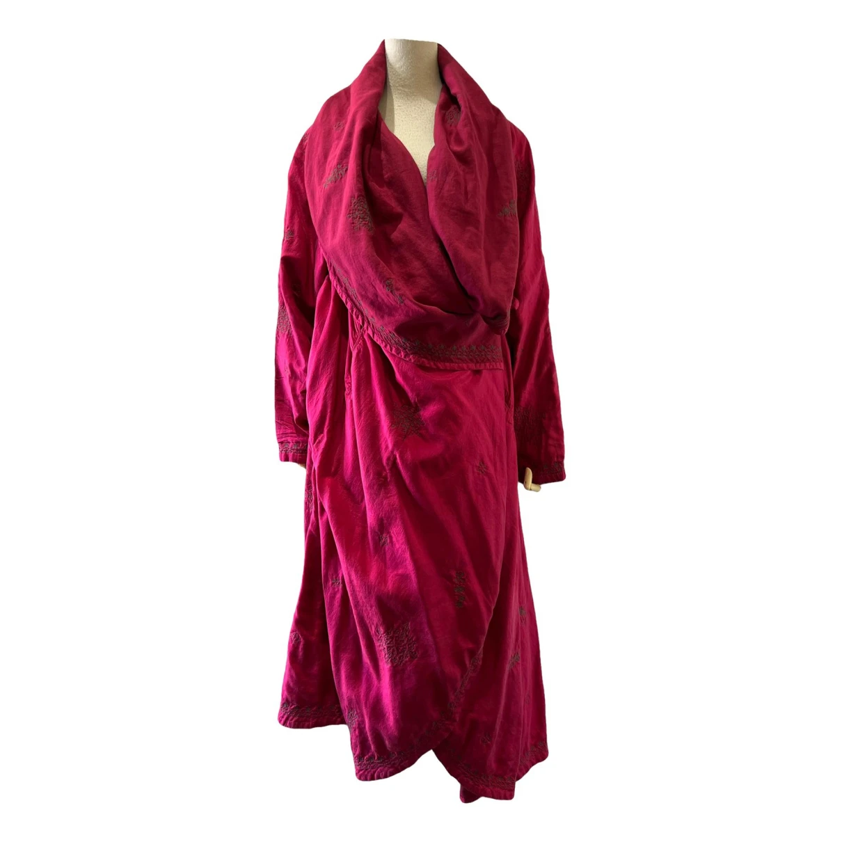 Pre-owned Issey Miyake Silk Coat In Red