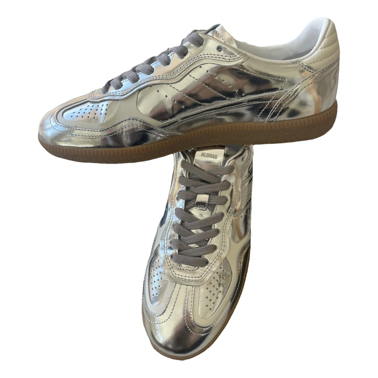 Pre-owned Alohas Leather Trainers In Silver