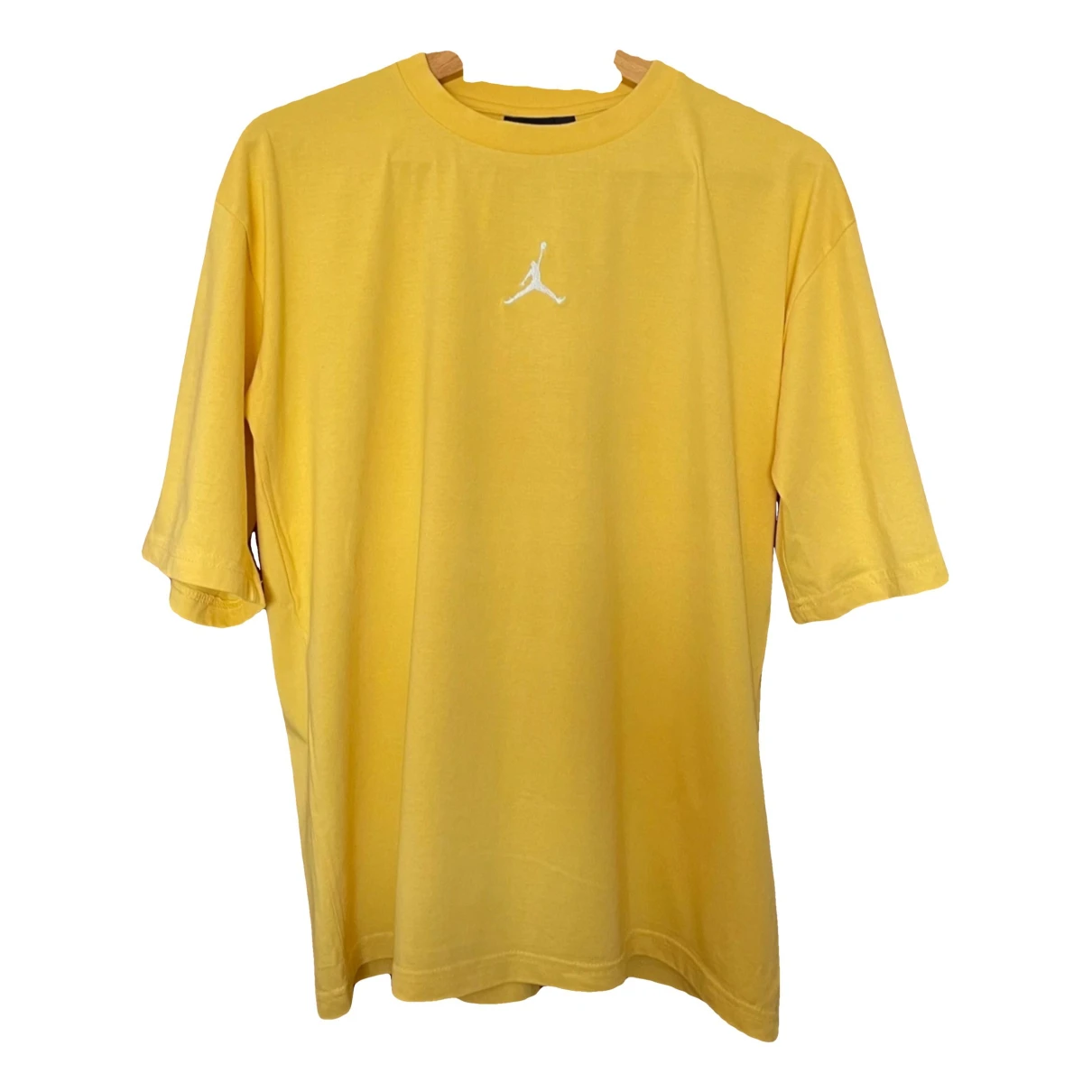Pre-owned Jordan T-shirt In Yellow