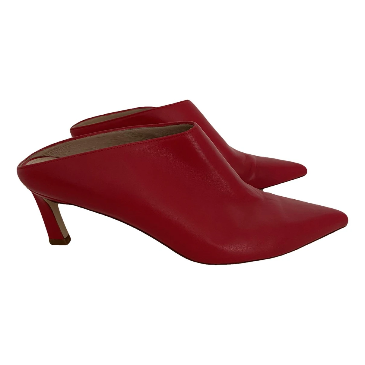Pre-owned Stuart Weitzman Leather Mules & Clogs In Red