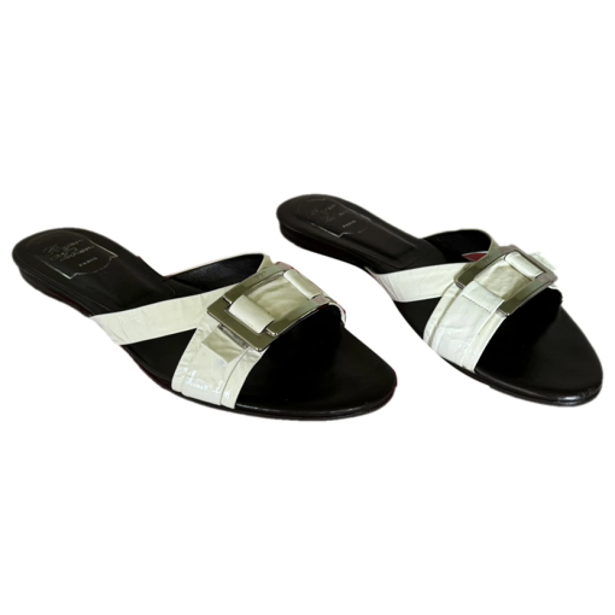 Pre-owned Roger Vivier Patent Leather Sandal In White